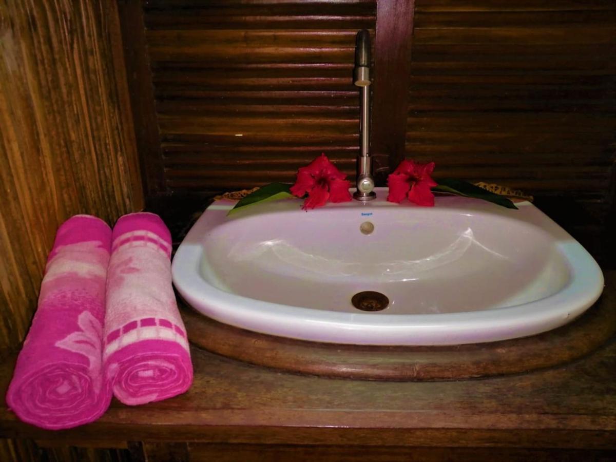 Chambres d'hôtes Villa Les Orchidées Chez Ago Ile Sainte-Marie Esterno foto