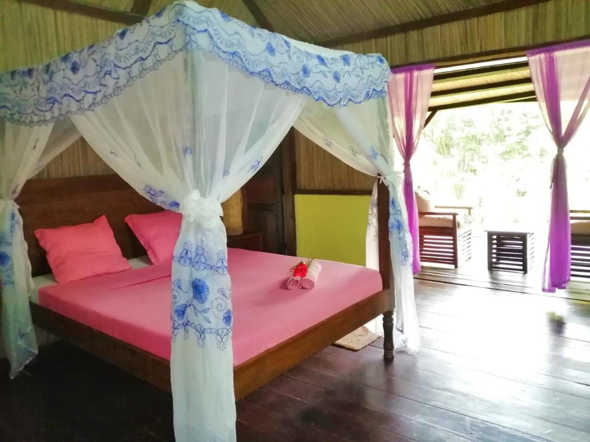 Chambres d'hôtes Villa Les Orchidées Chez Ago Ile Sainte-Marie Esterno foto